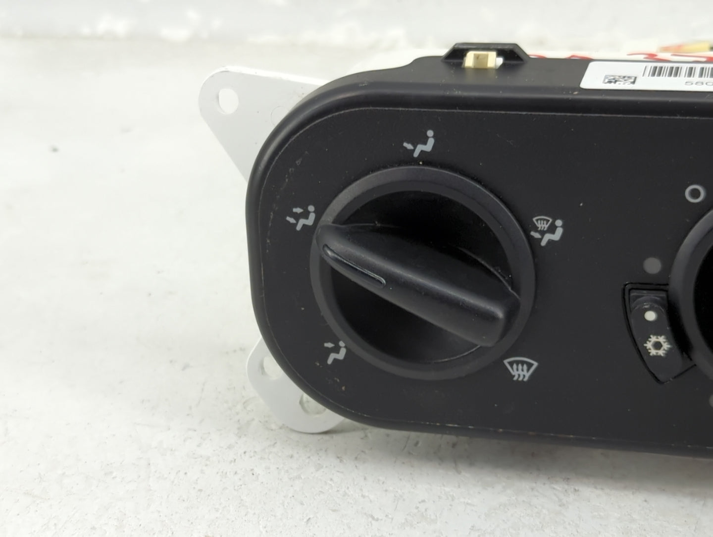 2006-2010 Chrysler Pt Cruiser Climate Control Module Temperature AC/Heater Replacement P/N:P55111879AC Fits OEM Used Auto Pa