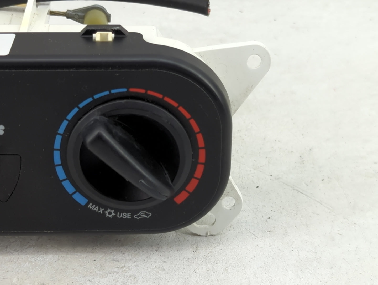 2006-2010 Chrysler Pt Cruiser Climate Control Module Temperature AC/Heater Replacement P/N:P55111879AC Fits OEM Used Auto Pa