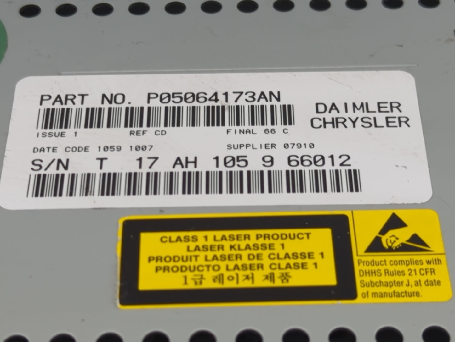 2006-2010 Chrysler Pt Cruiser Radio AM FM Cd Player Receiver Replacement P/N:P05064173AN Fits OEM Used Auto Parts - Oemuseda