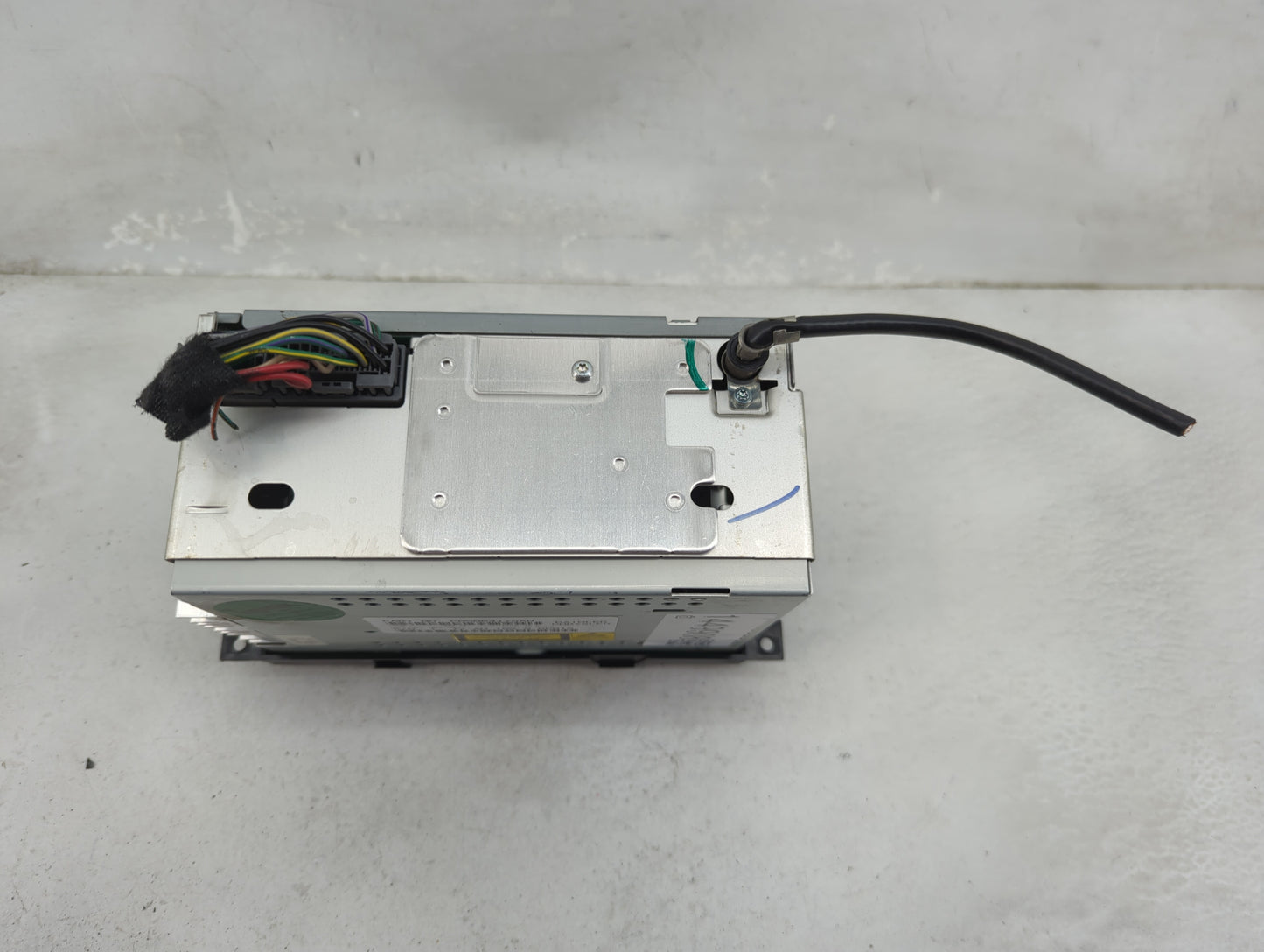 2006-2010 Chrysler Pt Cruiser Radio AM FM Cd Player Receiver Replacement P/N:P05064173AN Fits OEM Used Auto Parts - Oemuseda