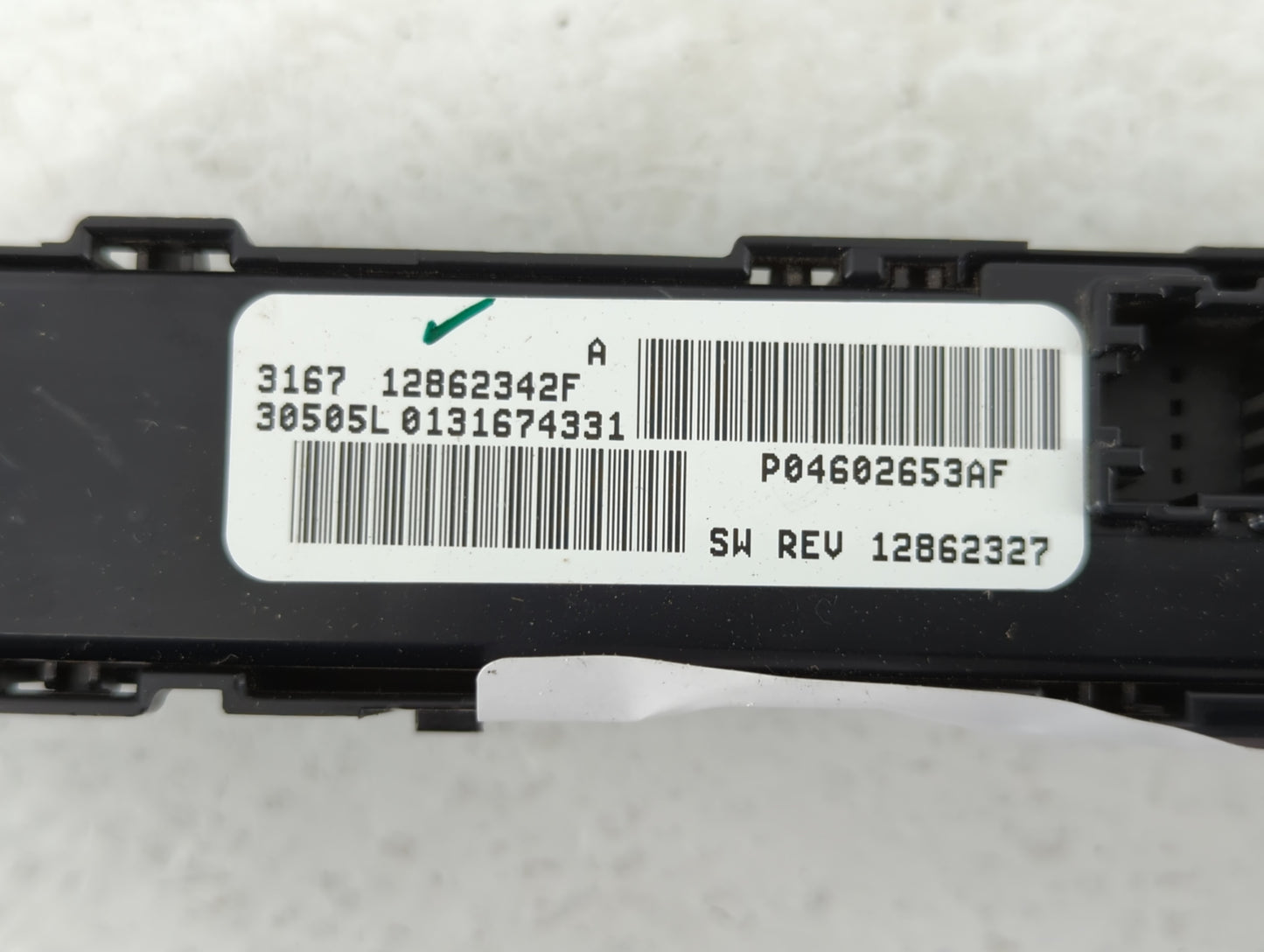 2009 Chrysler Pt Cruiser Hazard Switch P04602653af|12862342f - Oemusedautoparts1.com