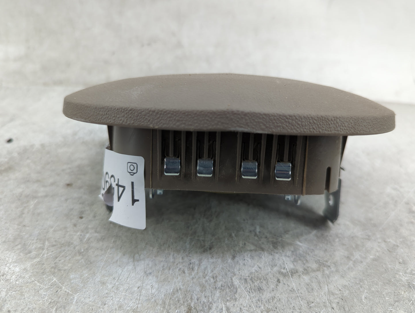 2009 Chrysler Sebring Air Bag Driver Left Steering Wheel Mounted Tan - Oemusedautoparts1.com