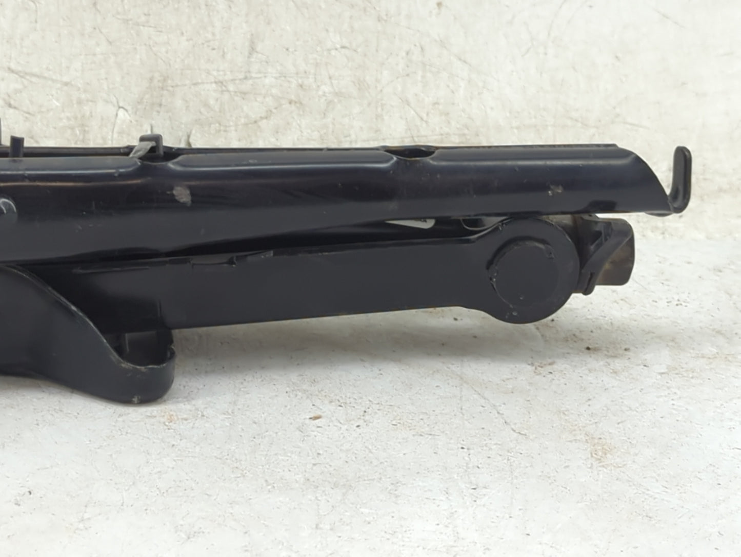 2009 Chrysler Sebring Spare Scissor Car Jack Black - Oemusedautoparts1.com