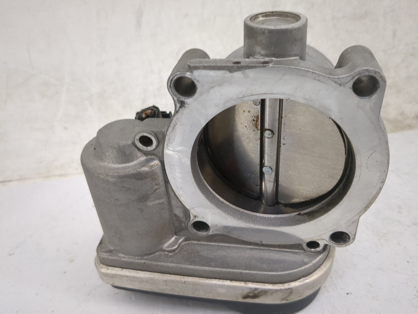 2007-2010 Chrysler Sebring Throttle Body P/N:A2C53099253 04861691AA Fits Fits 2006 2007 2008 2009 2010 2011 OEM Used Auto Pa