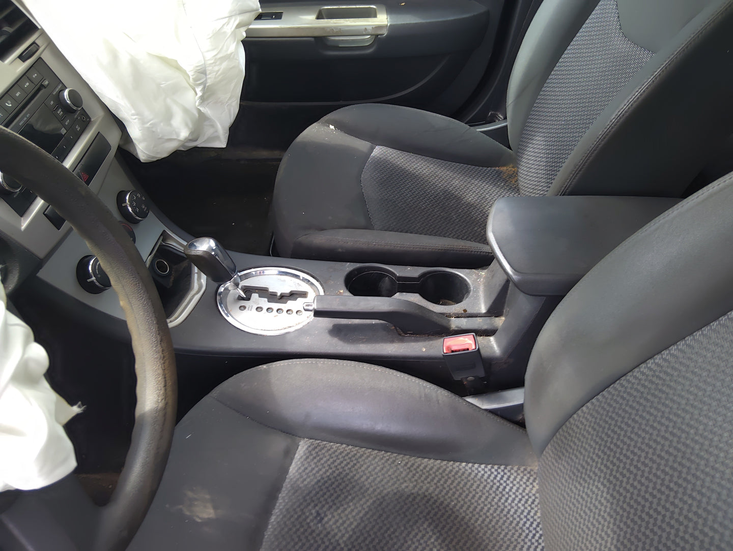 2008-2010 Chrysler Sebring Center Floor Console Fits Fits 2008 2009 2010 OEM Used Auto Parts - Oemusedautoparts1.com