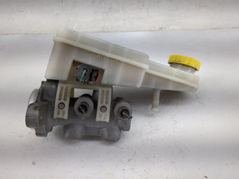 compare product 2007-2009 Chrysler Sebring Brake Master Cylinder 5031343