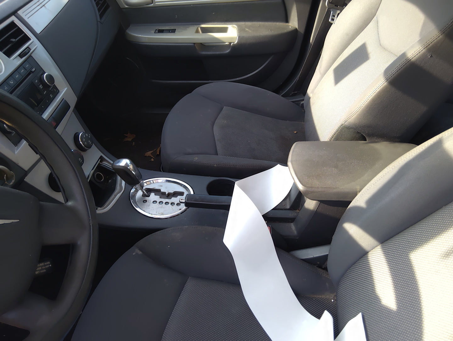 2008-2010 Chrysler Sebring Center Floor Console Fits Fits 2008 2009 2010 OEM Used Auto Parts - Oemusedautoparts1.com
