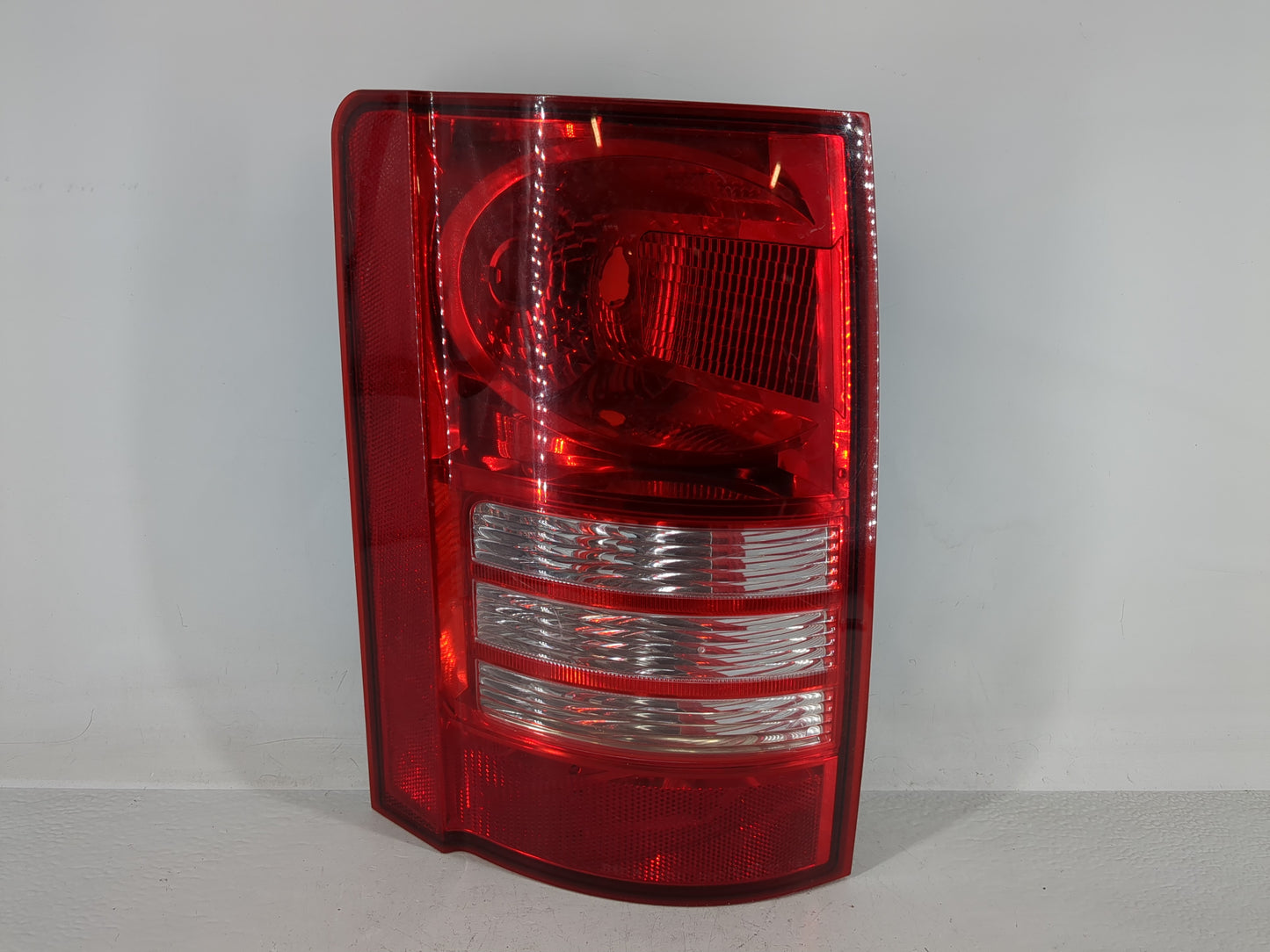 2009 Chrysler Town and Country Tail Light Assembly Driver Left OEM P/N:05113201AB Fits Fits 2008 2010 OEM Used Auto Parts - 