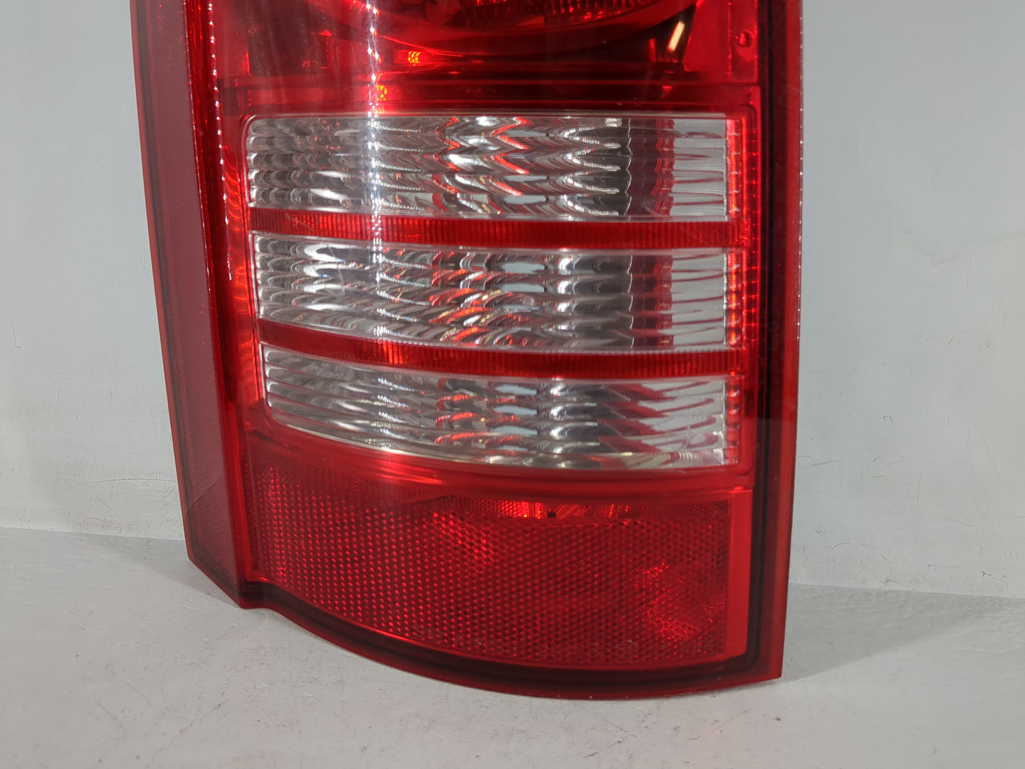 2009 Chrysler Town and Country Tail Light Assembly Driver Left OEM P/N:05113201AB Fits Fits 2008 2010 OEM Used Auto Parts - 