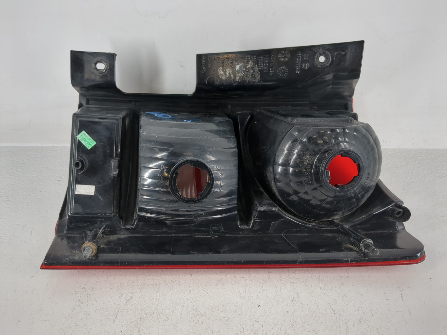 2009 Chrysler Town and Country Tail Light Assembly Driver Left OEM P/N:05113201AB Fits Fits 2008 2010 OEM Used Auto Parts - 