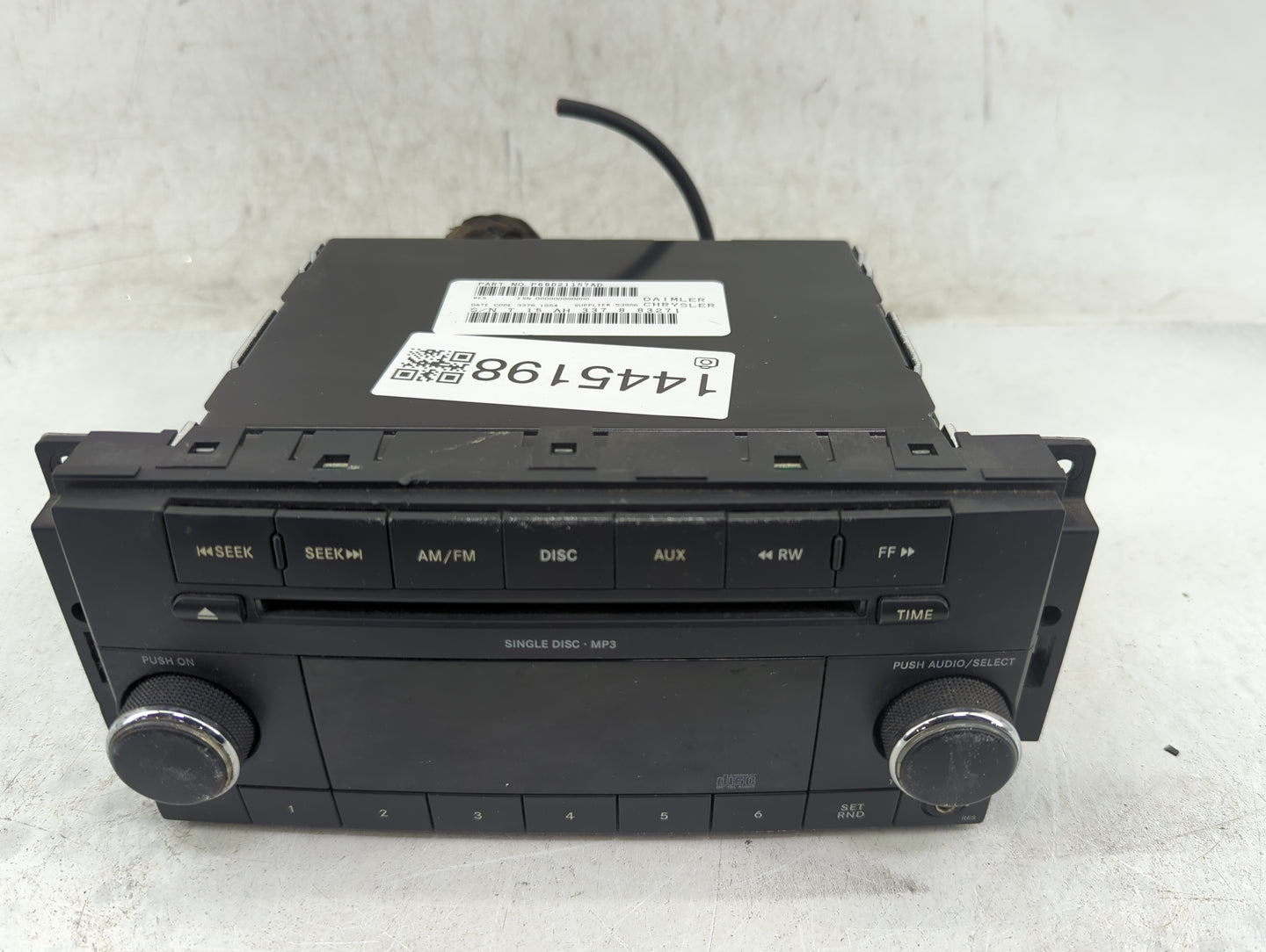 2009 Chrysler Town and Country Radio AM FM Cd Player Receiver Replacement P/N:P68021157AD Fits Fits 2008 2010 2011 OEM Used 