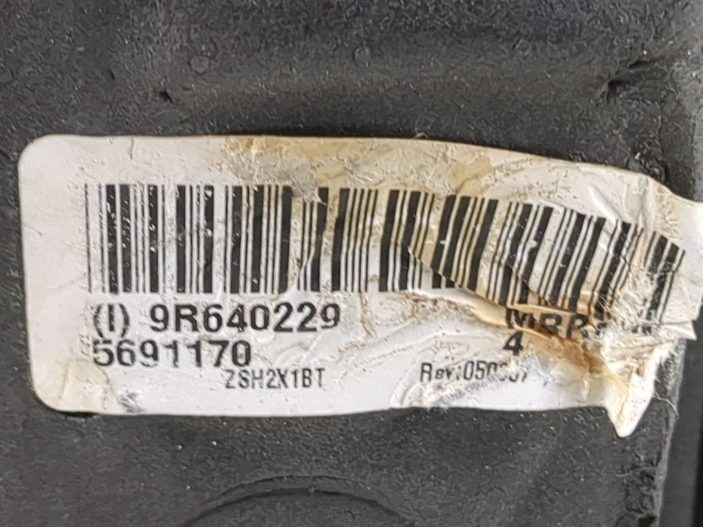 2009 Chrysler Town and Country Passenger Side View Mirror - Right Door Mirror OEM Used - Oemusedautoparts1.com