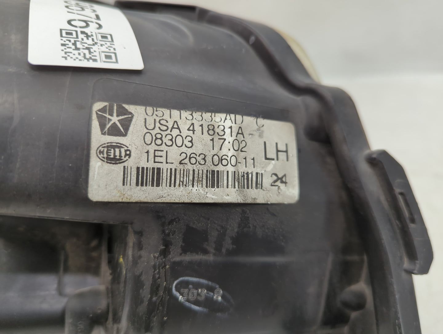 2009 Chrysler Town & Country Driver Left Oem Head Light Headlight Lamp - Oemusedautoparts1.com