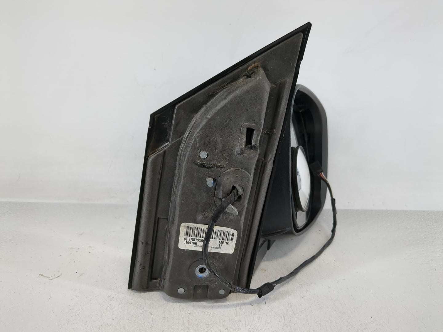2008-2010 Chrysler Town & Country Passenger Side View Mirror - Right Door Mirror OEM Used - Oemusedautoparts1.com
