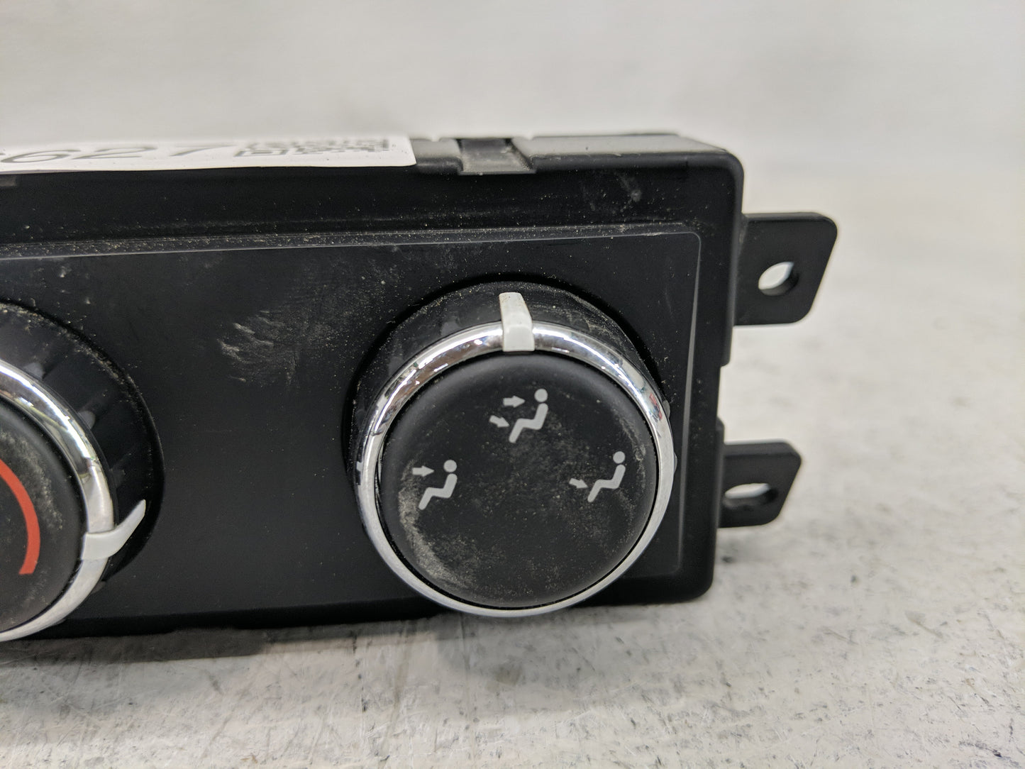 2008-2010 Chrysler Town & Country Climate Control Module Temperature AC/Heater Replacement P/N:55111810AD Fits OEM Used Auto