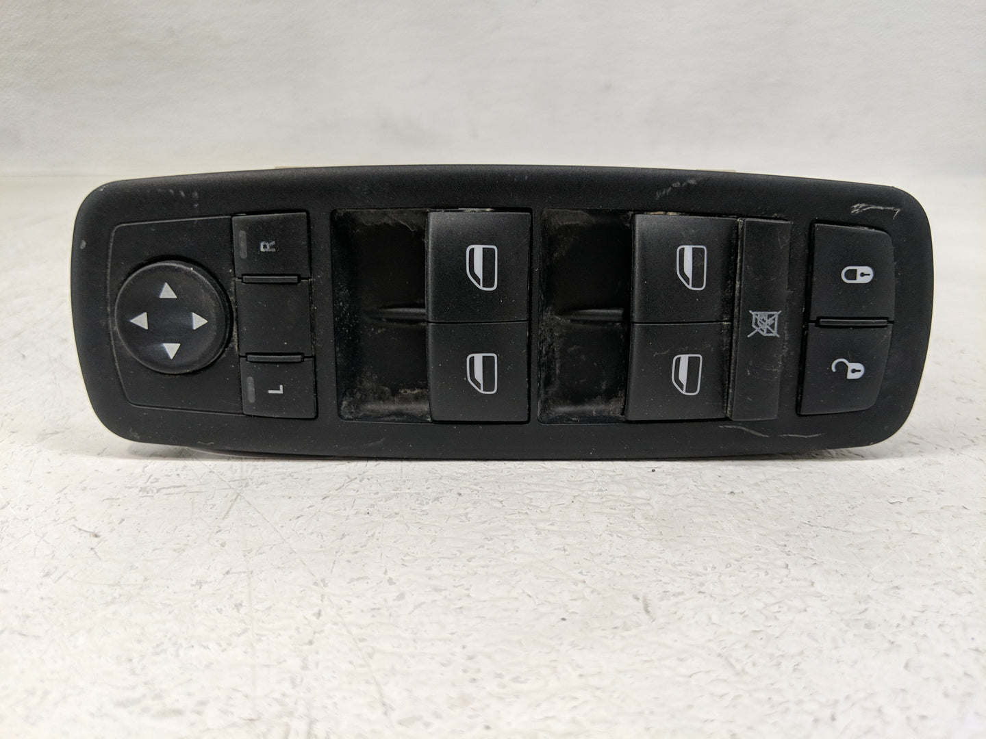 2008-2011 Chrysler Town & Country Master Power Window Switch Replacement Driver Side Left Fits Fits 2008 2009 2010 2011 OEM 
