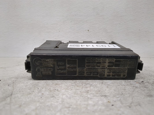 2009 Chrysler Town & Country Fusebox Fuse Box Panel Relay Module P/N:R3378C0256 RTE23A02E7 Fits OEM Used Auto Parts - Oemuse