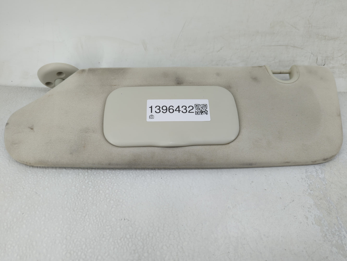 2008-2010 Chrysler Town & Country Sun Visor Shade Replacement Passenger Right Mirror Fits Fits 2008 2009 2010 OEM Used Auto 
