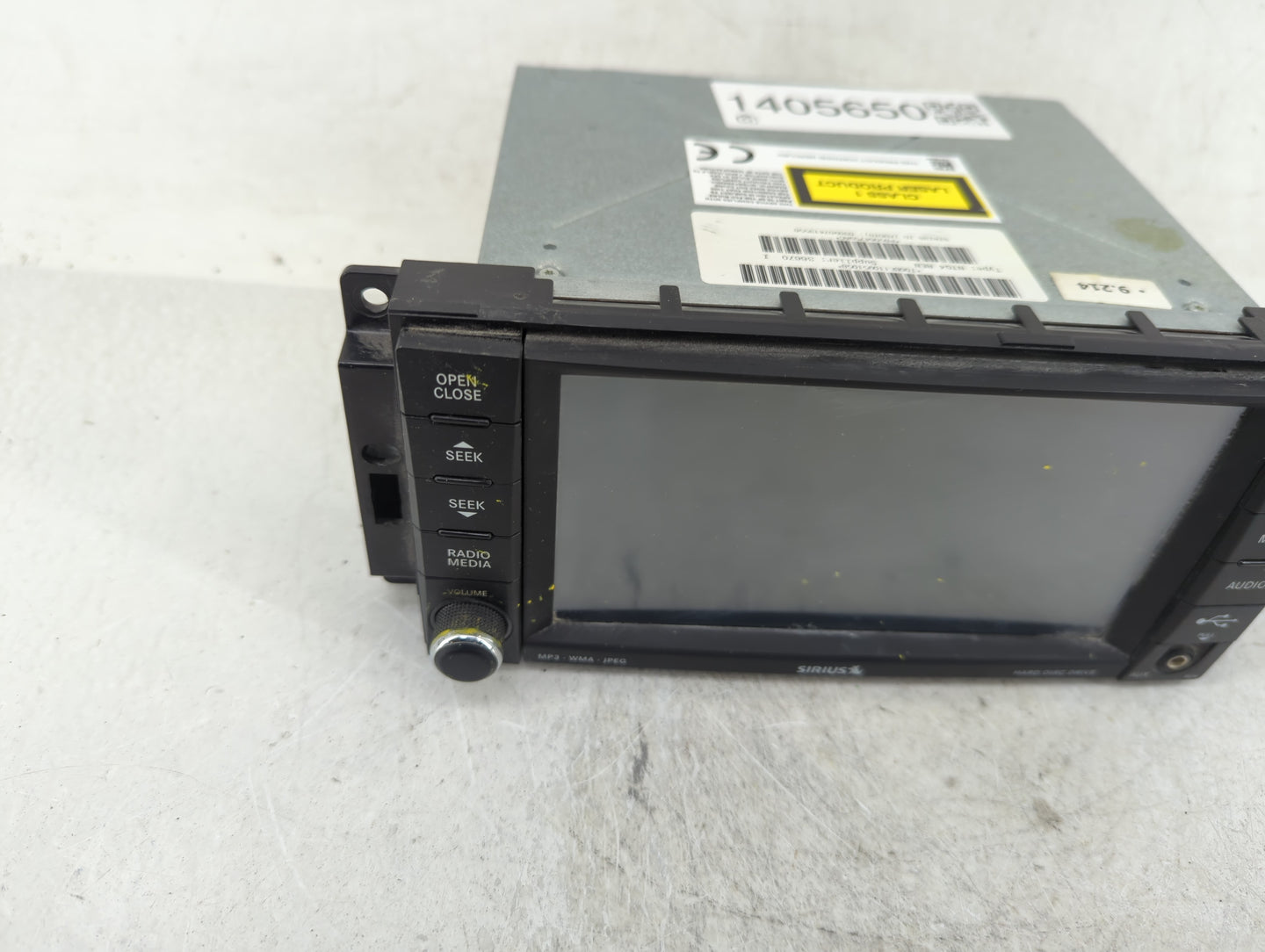 2009 Chrysler Town & Country Radio AM FM Cd Player Receiver Replacement P/N:P05064759AC Fits Fits 2010 OEM Used Auto Parts -