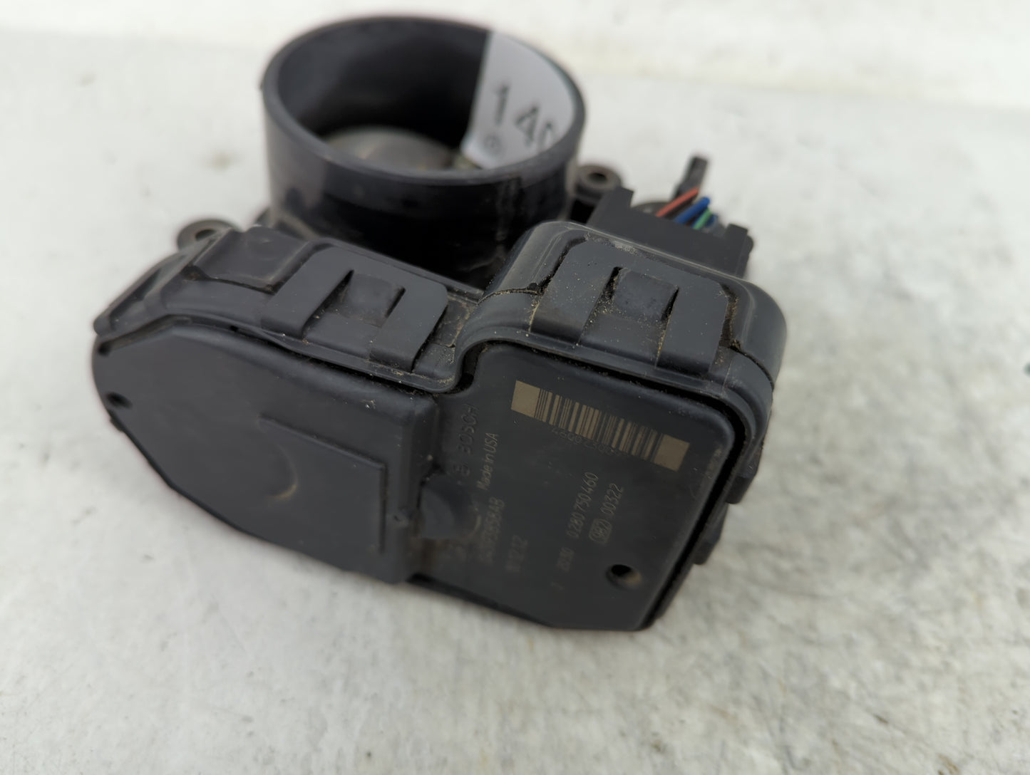 2008-2010 Chrysler Town & Country Throttle Body P/N:04593858AB Fits Fits 2008 2009 2010 2011 OEM Used Auto Parts - Oemusedau