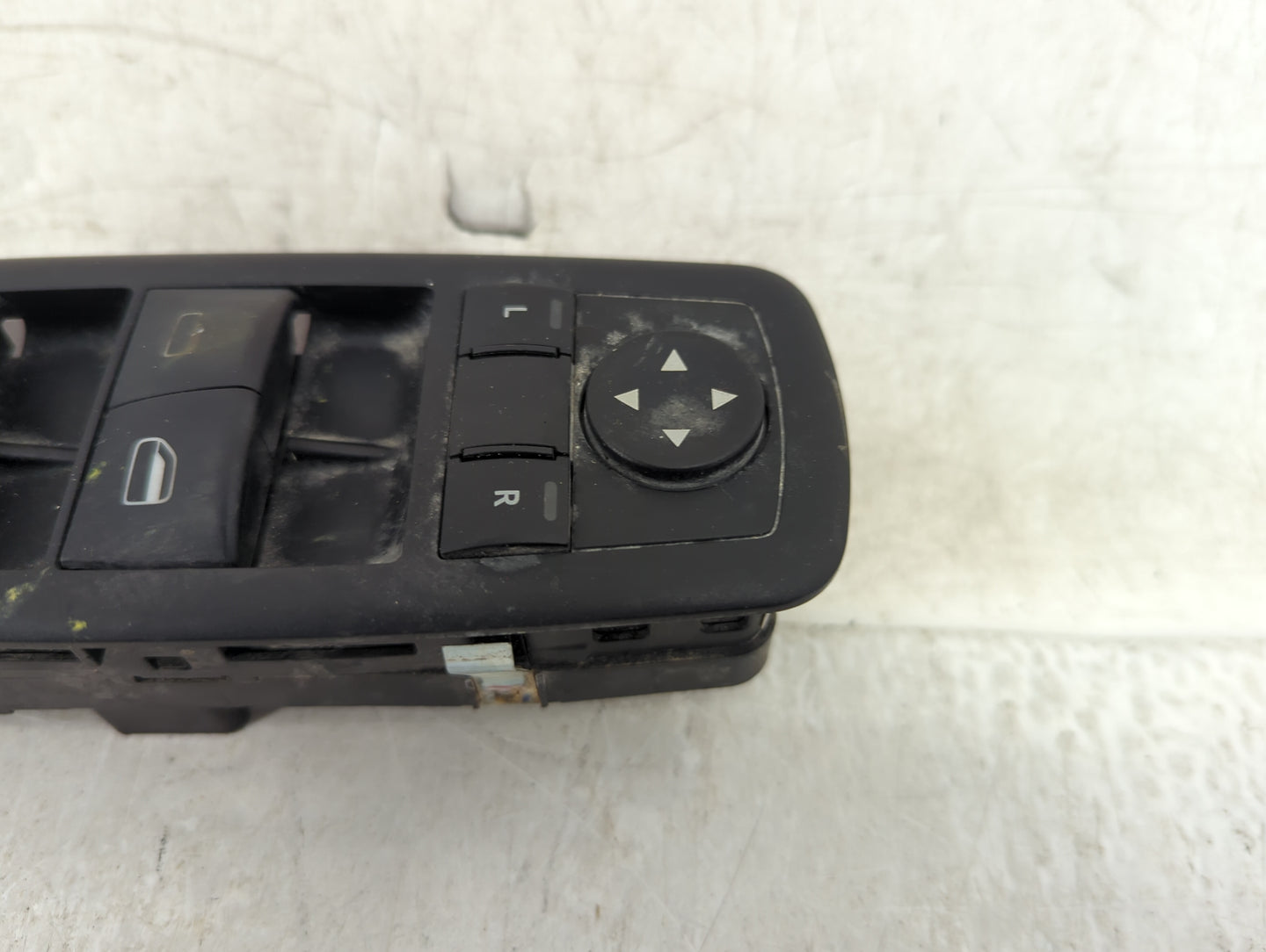 2008-2010 Chrysler Town & Country Master Power Window Switch Replacement Driver Side Left Fits Fits 2008 2009 2010 OEM Used 