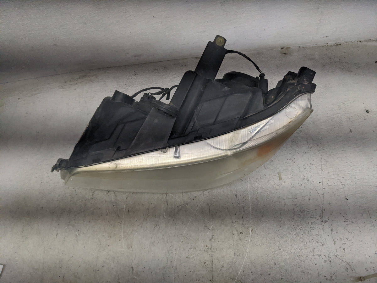 2009 Chrysler Town & Country Driver Left Oem Head Light Headlight Lamp - Oemusedautoparts1.com