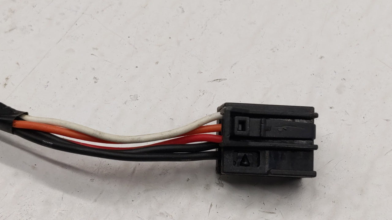 2008-2010 Chrysler Town & Country Side Mirror Replacement Driver Left View Door Mirror P/N:1AB731BGAA 2760260 Fits OEM Used 