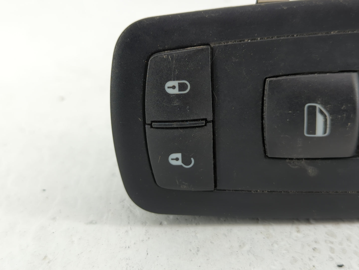 2009 Chrysler Town & Country Passenger Right Power Window Switch - Oemusedautoparts1.com