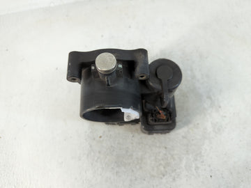 2008-2010 Chrysler Town & Country Throttle Body P/N:04593858AB Fits Fits 2008 2009 2010 2011 OEM Used Auto Parts