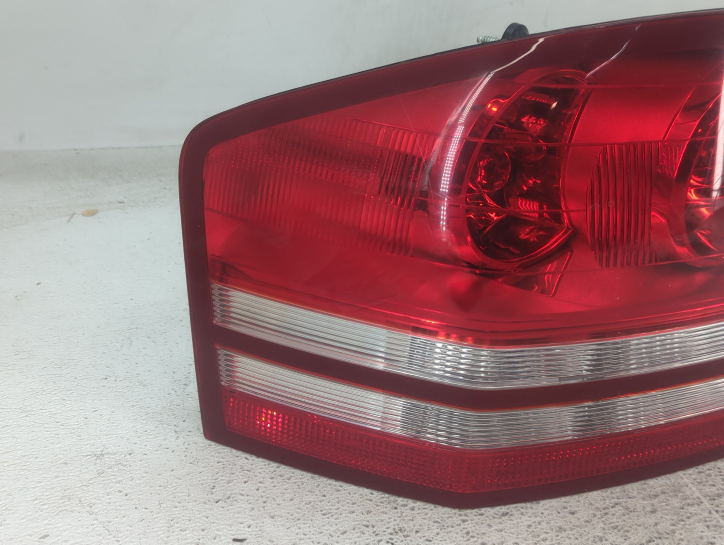 2008-2010 Dodge Avenger Tail Light Assembly Driver Left OEM P/N:05116221AD 05303991AD Fits Fits 2008 2009 2010 OEM Used Auto