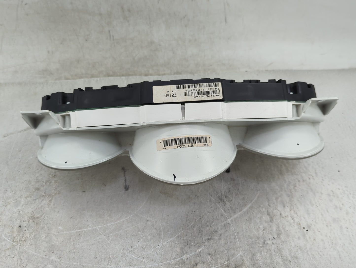2008-2009 Dodge Avenger Instrument Cluster Speedometer Gauges P/N:P05172701AD Fits Fits 2008 2009 OEM Used Auto Parts - Oemu