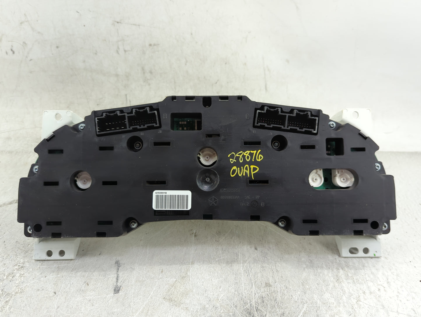 2008-2009 Dodge Avenger Instrument Cluster Speedometer Gauges P/N:P05172701AD Fits Fits 2008 2009 OEM Used Auto Parts - Oemu