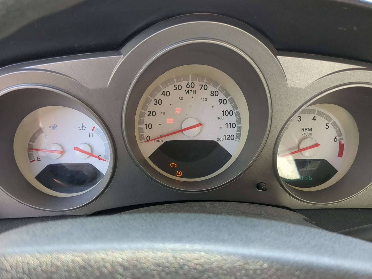 2008-2009 Dodge Avenger Instrument Cluster Speedometer Gauges Miles:203K Fits Fits 2008 2009 OEM Used Auto Parts - Oemusedau