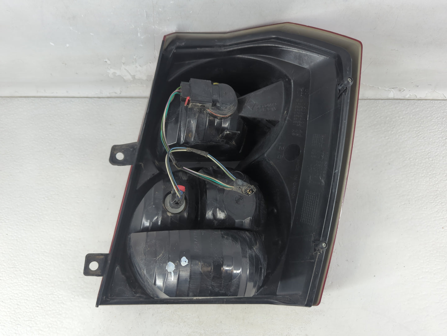 2008-2012 Dodge Caliber Tail Light Assembly Driver Left OEM P/N:05303753 05303881 Fits Fits 2008 2009 2010 2011 2012 OEM Use