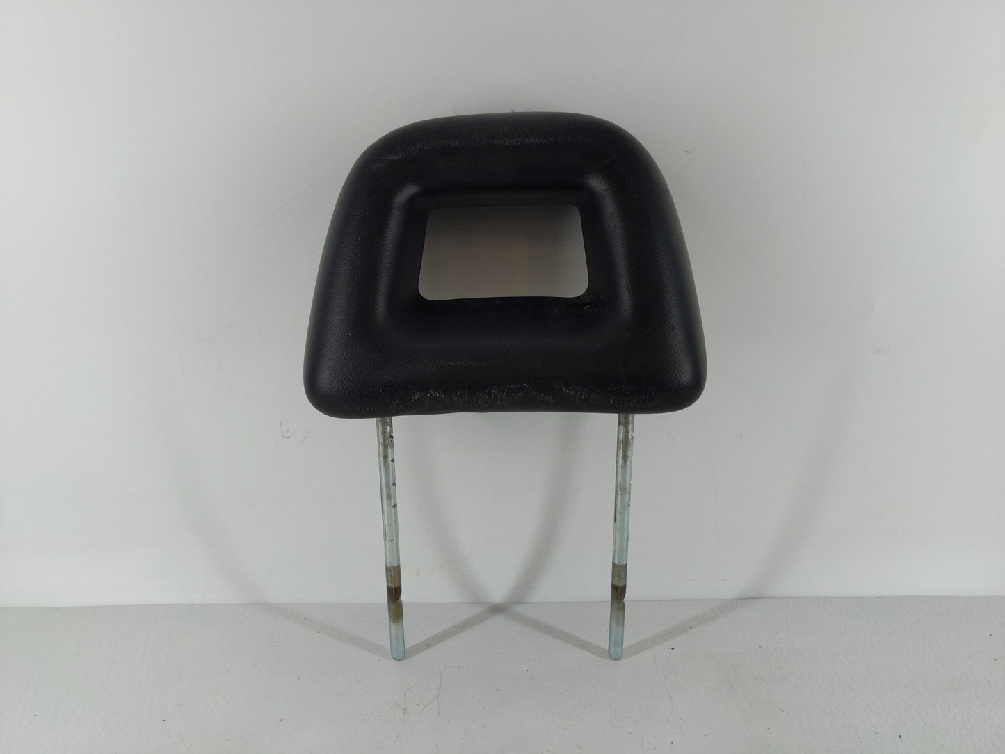 2009-2012 Dodge Caliber Headrest Head Rest Front Driver Passenger Seat Fits Fits 2009 2010 2011 2012 OEM Used Auto Parts - O