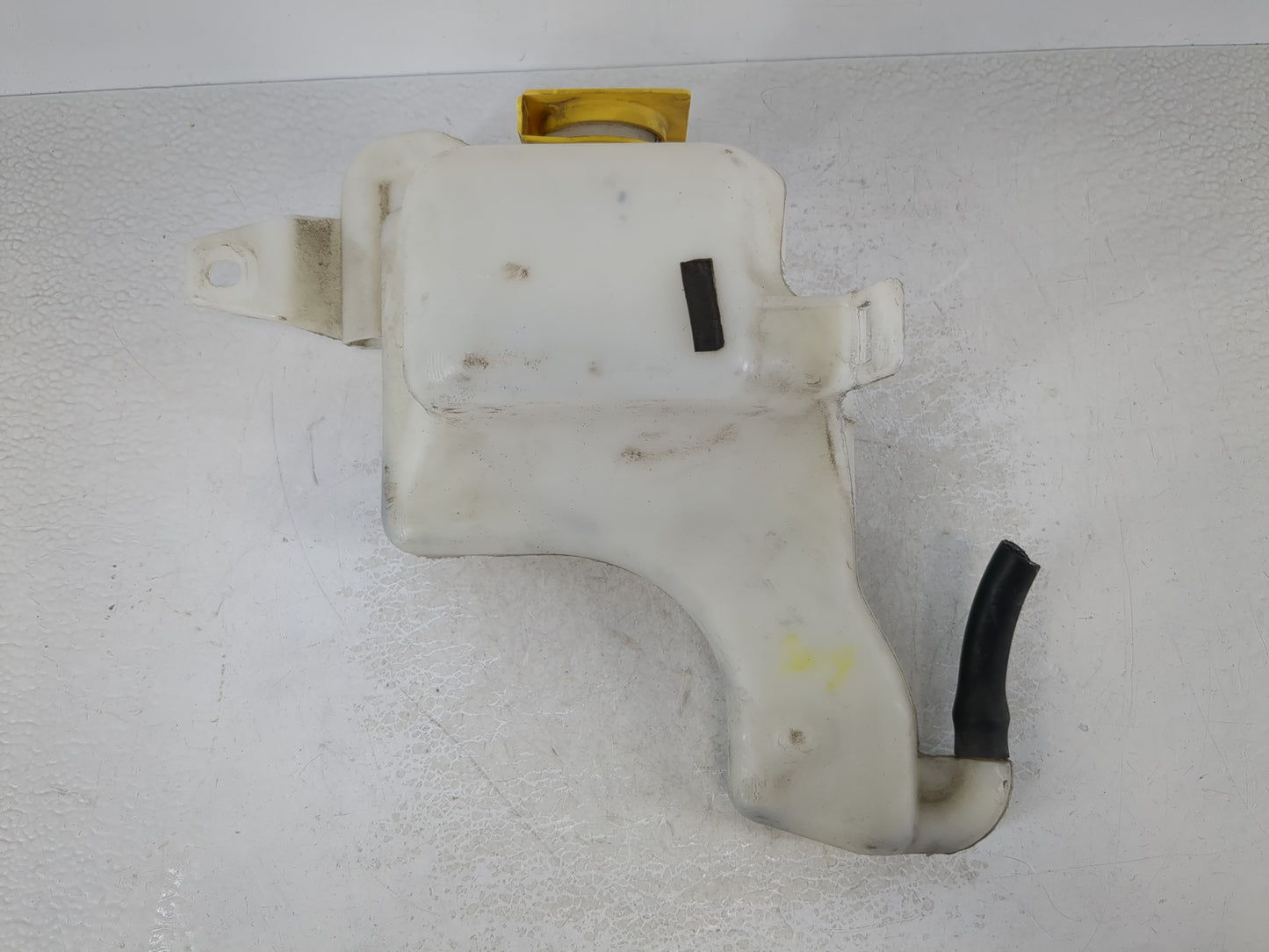2007-2012 Dodge Caliber Radiator Coolant Overflow Expansion Tank Bottle 1065797 - Oemusedautoparts1.com