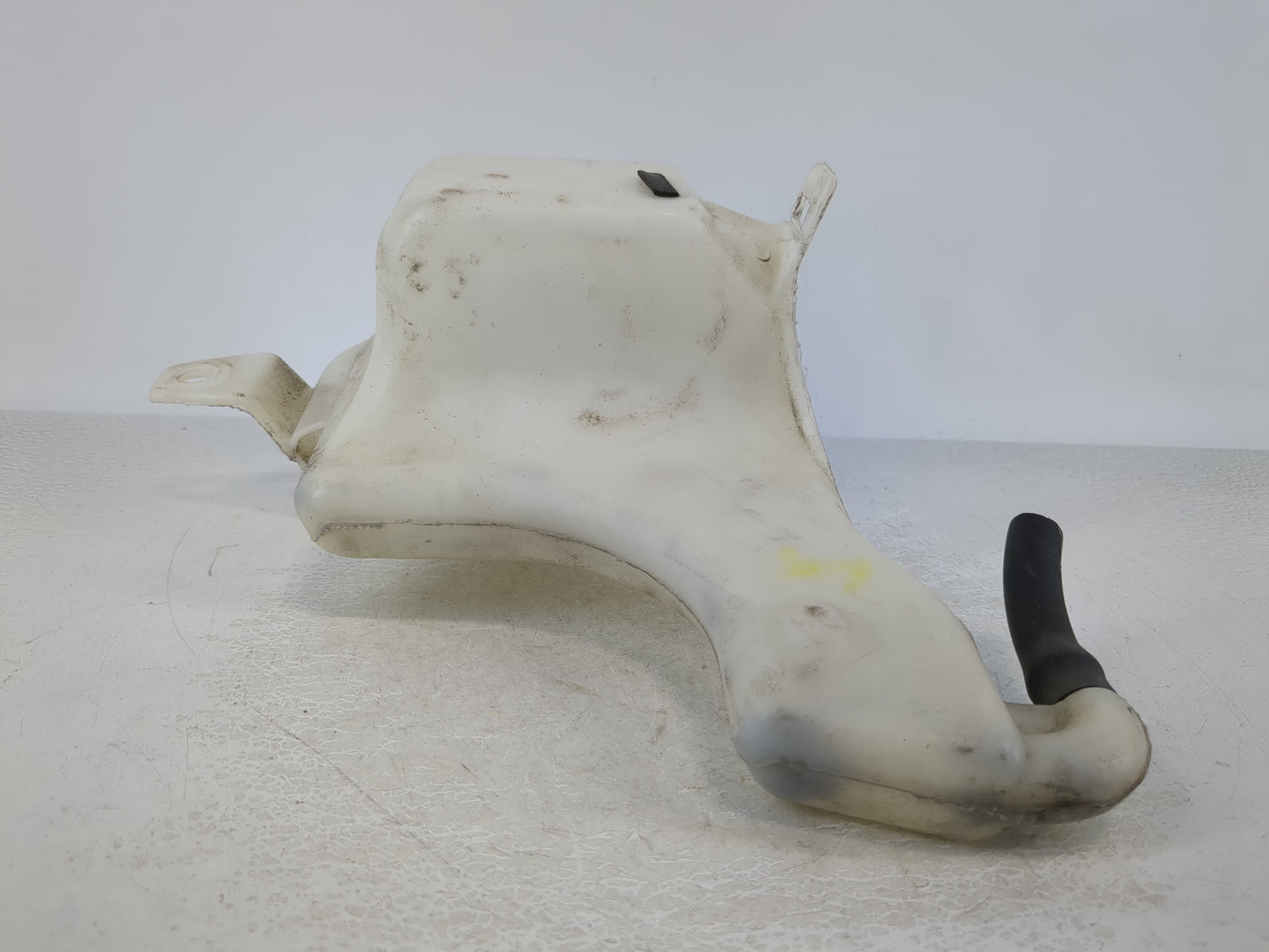 2007-2012 Dodge Caliber Radiator Coolant Overflow Expansion Tank Bottle 1065797 - Oemusedautoparts1.com