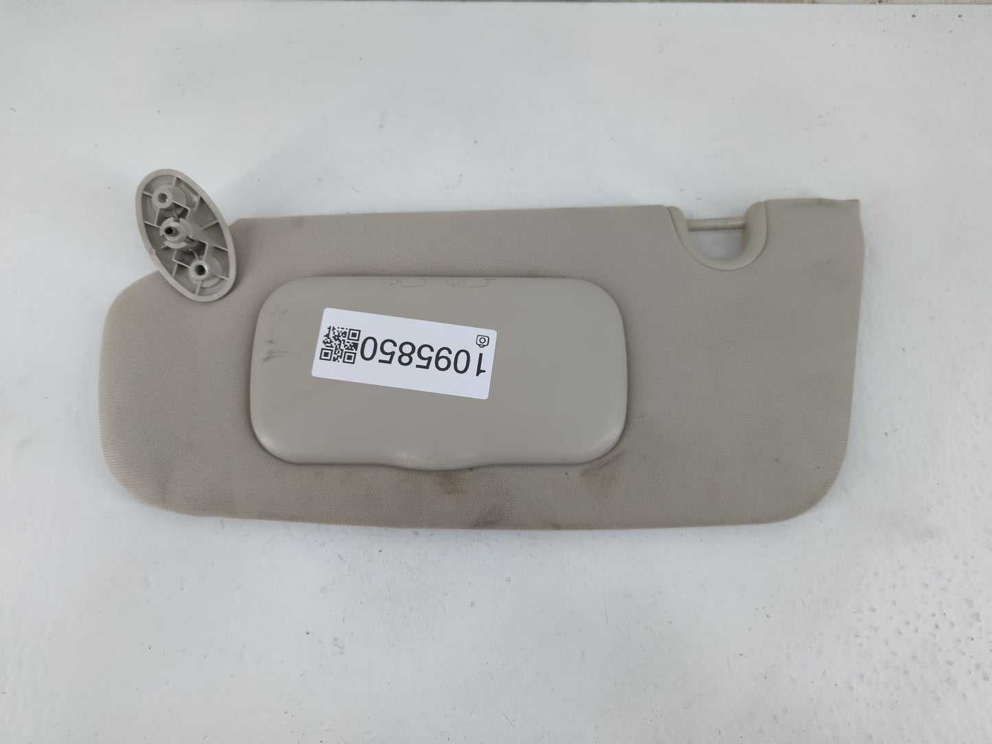 2009-2012 Dodge Caliber Sun Visor Shade Replacement Driver Left Mirror Fits Fits 2009 2010 2011 2012 OEM Used Auto Parts - O