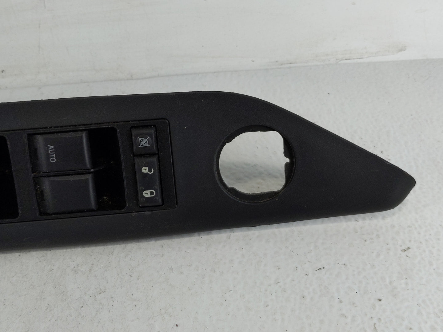 2007-2010 Dodge Caliber Master Power Window Switch Replacement Driver Side Left P/N:560040691AD Fits Fits 2007 2008 2009 201
