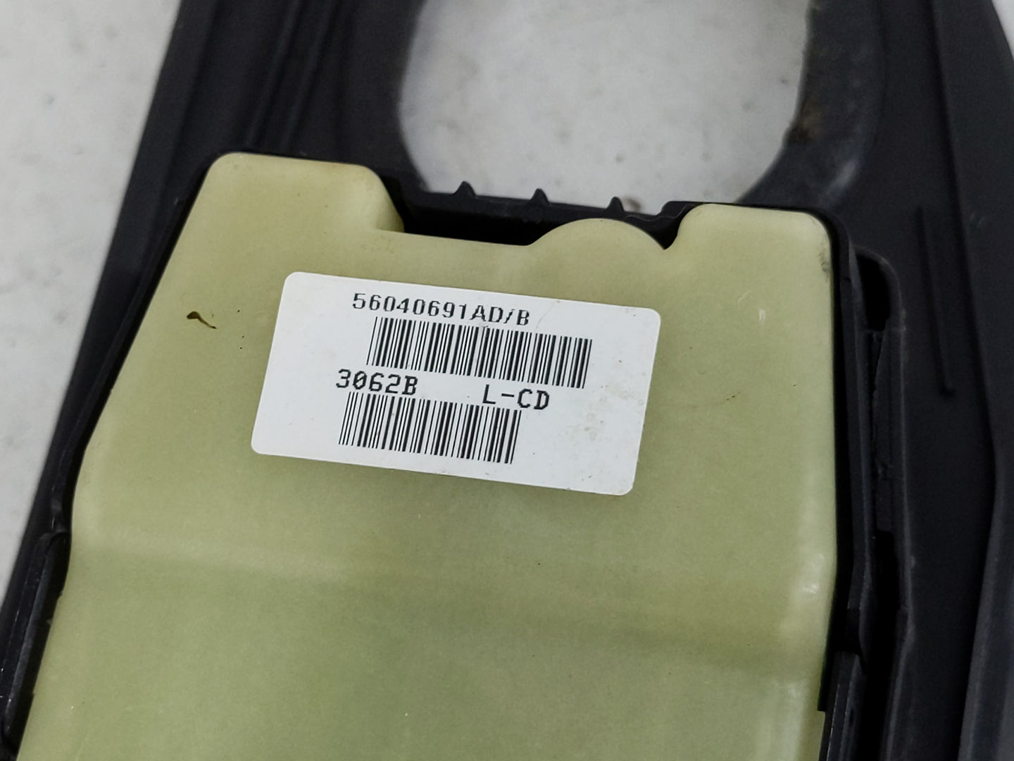 2007-2010 Dodge Caliber Master Power Window Switch Replacement Driver Side Left P/N:560040691AD Fits Fits 2007 2008 2009 201