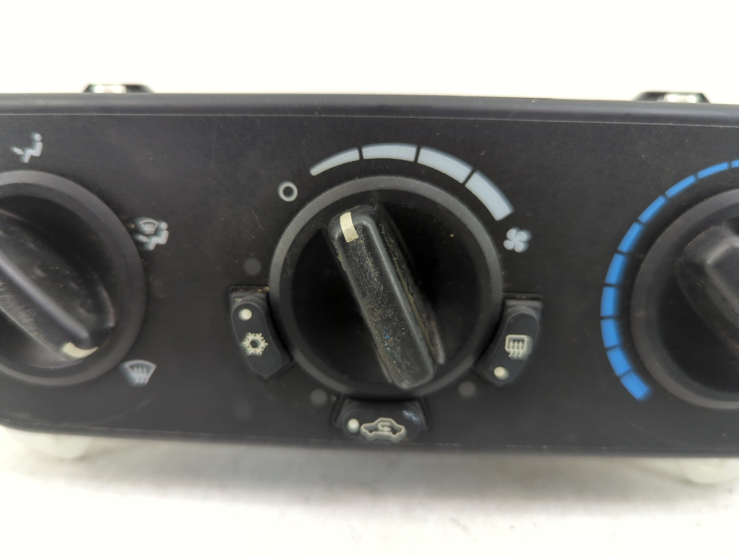2007-2009 Dodge Caliber Climate Control Module Temperature AC/Heater Replacement P/N:P05058307AE 58024B Fits Fits 2007 2008 