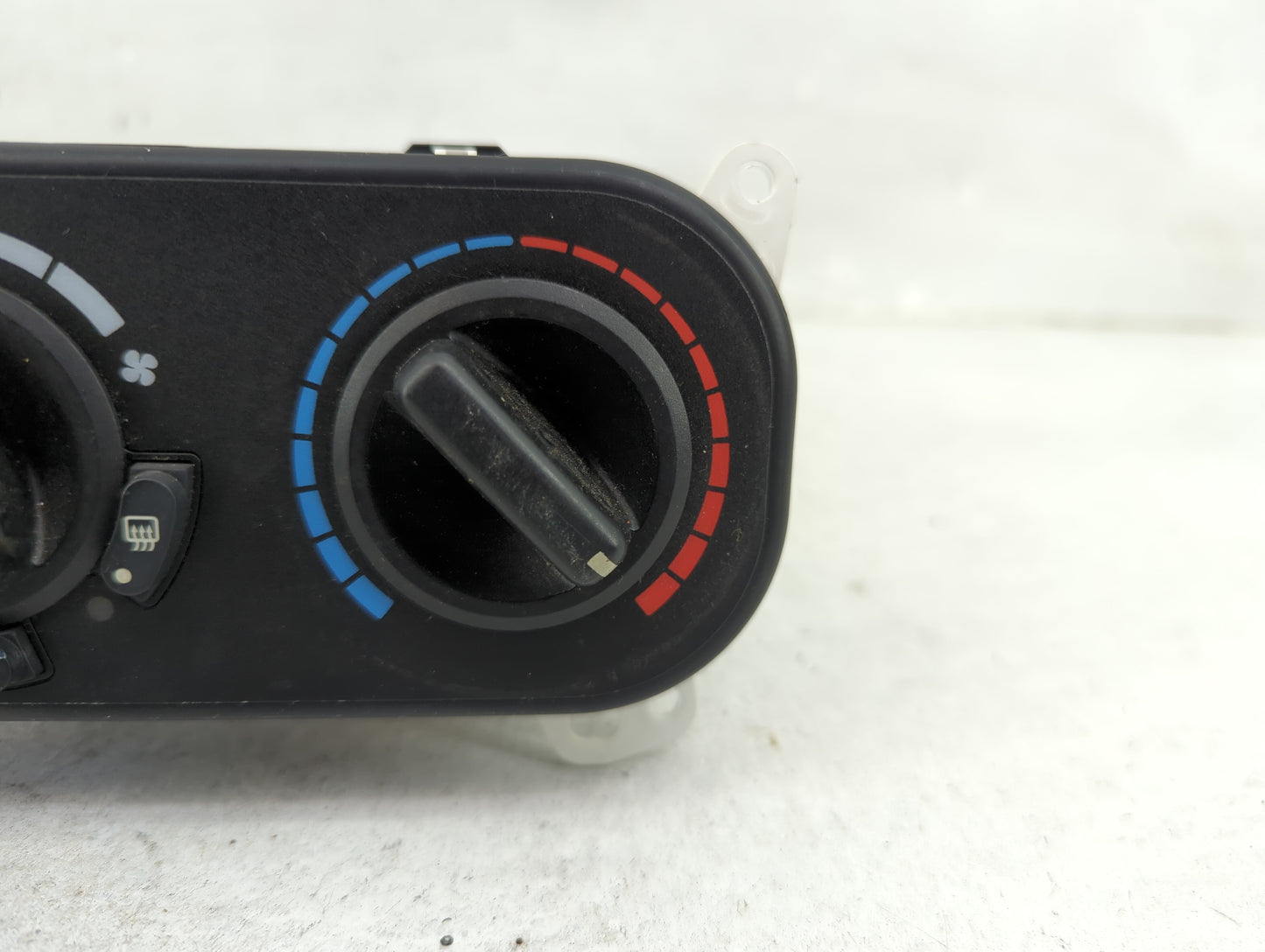 2007-2009 Dodge Caliber Climate Control Module Temperature AC/Heater Replacement P/N:P05058307AE 58024B Fits Fits 2007 2008 