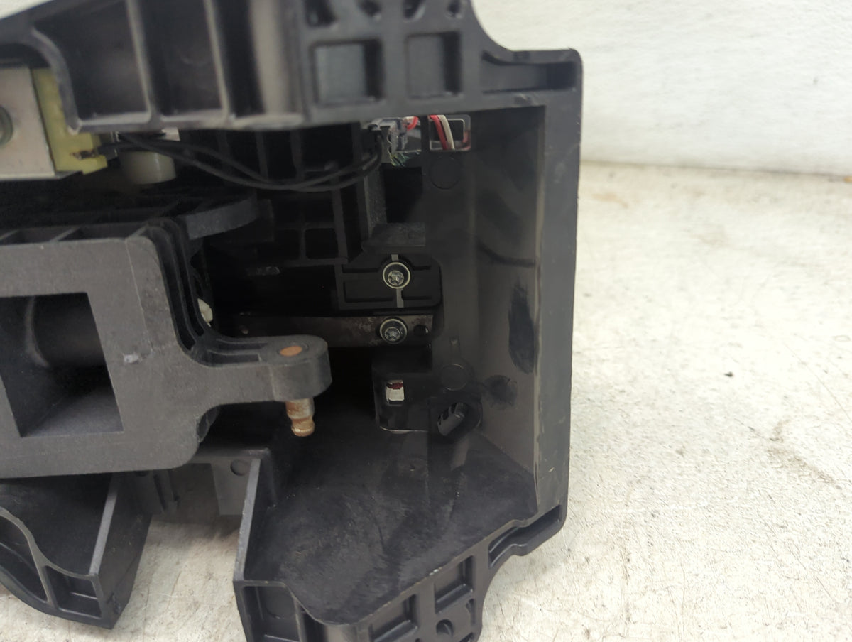2009 Dodge Caliber Floor Console Assembly Shifter Red - Oemusedautoparts1.com