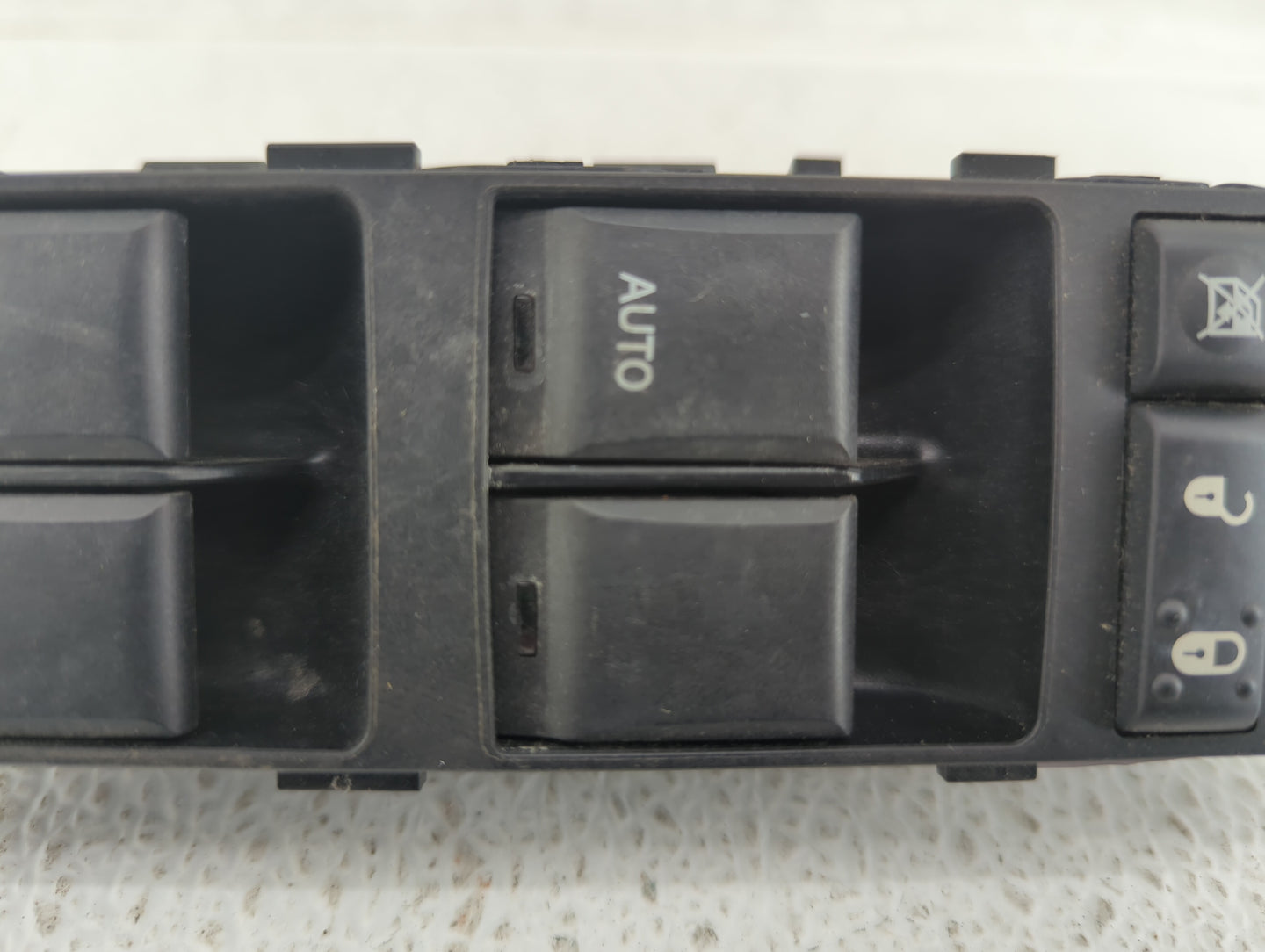 2009 Dodge Caliber Master Power Window Switch Replacement Driver Side Left P/N:56040691AB 56040691AD Fits OEM Used Auto Part