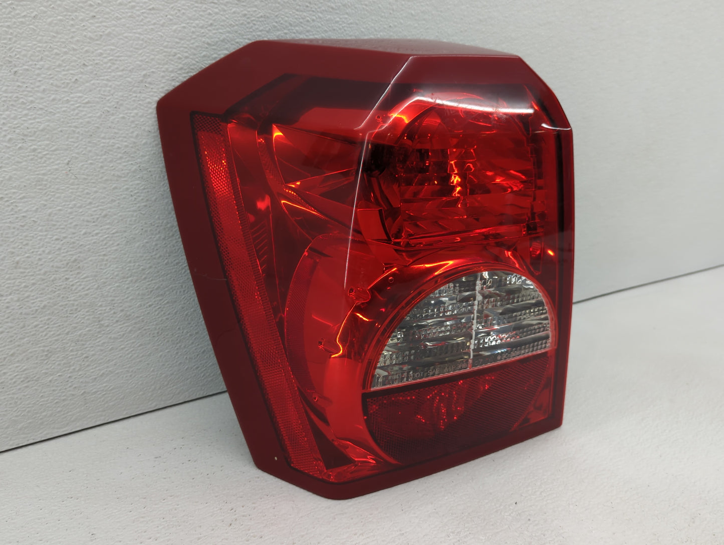 2008-2012 Dodge Caliber Tail Light Assembly Driver Left OEM P/N:320077 5160361 AA, 5303881 AH Fits Fits 2008 2009 2010 2011 