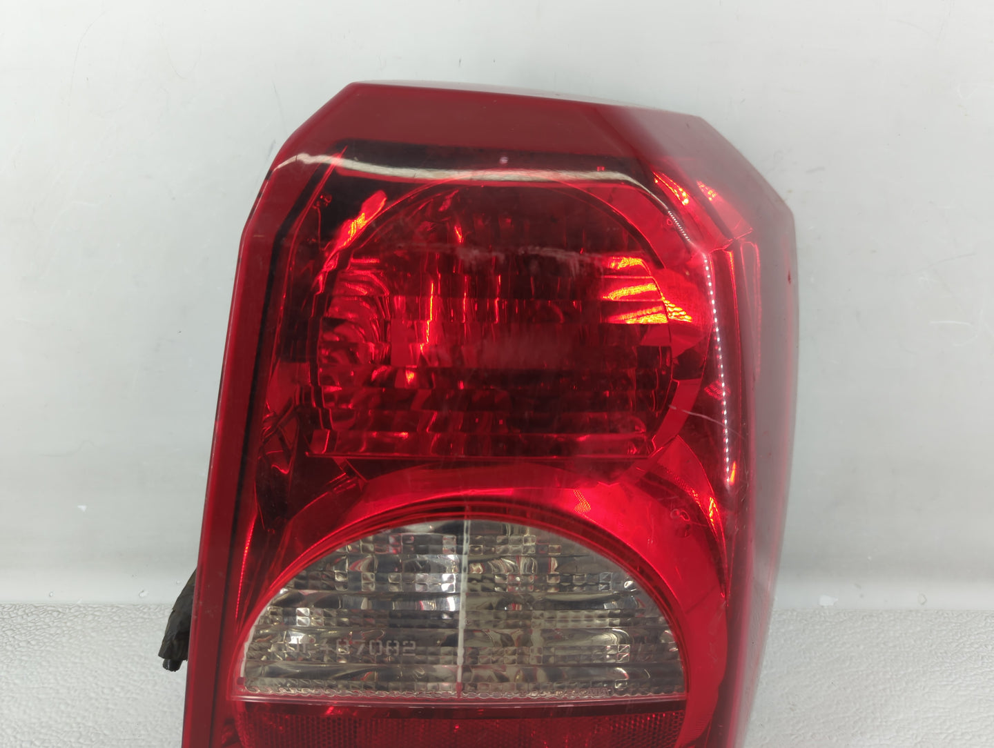 2008-2012 Dodge Caliber Tail Light Assembly Passenger Right OEM P/N:05303880AH 05303752AH Fits Fits 2008 2009 2010 2011 2012