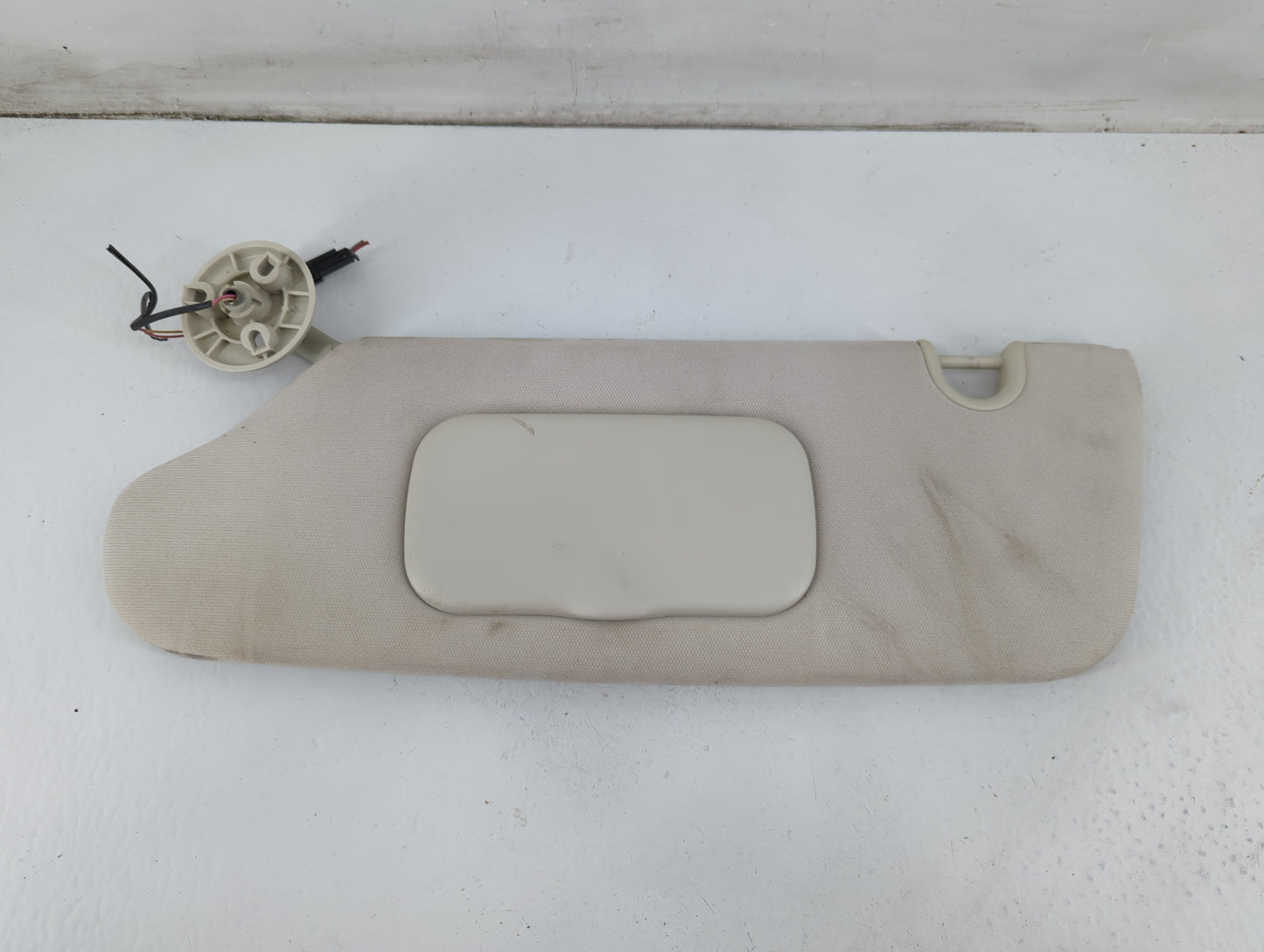 2009 Dodge Caravan Sun Visor Shade Replacement Driver Left Mirror Fits Fits 2008 2010 OEM Used Auto Parts - Oemusedautoparts