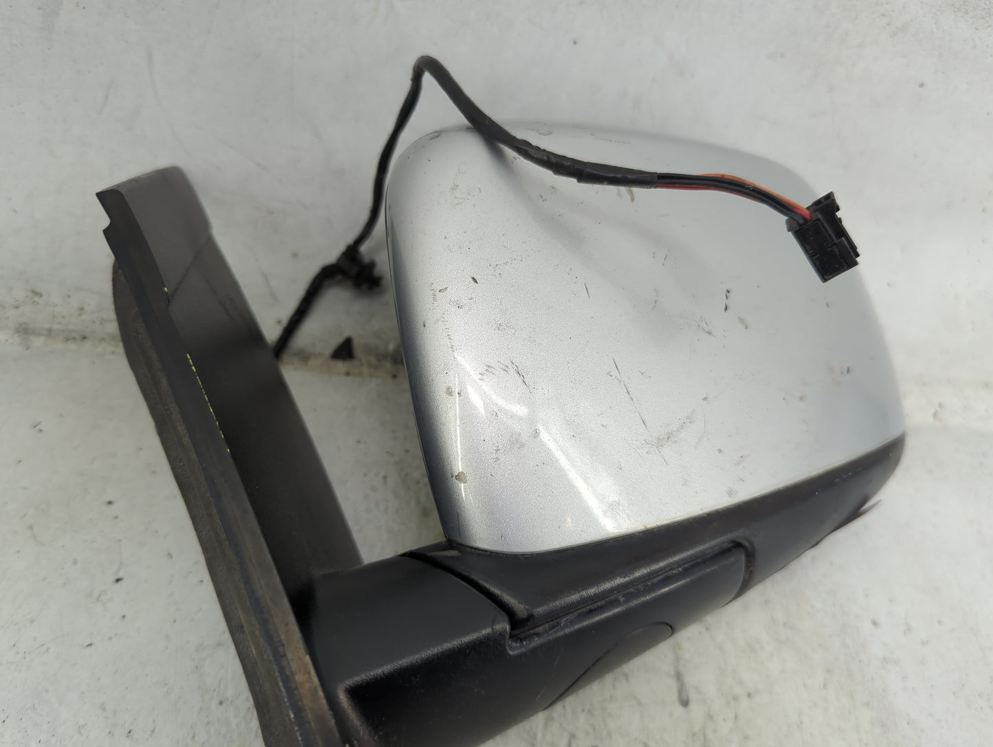 2009 Dodge Caravan Driver Side View Mirror - Left Door Mirror OEM Used - Oemusedautoparts1.com