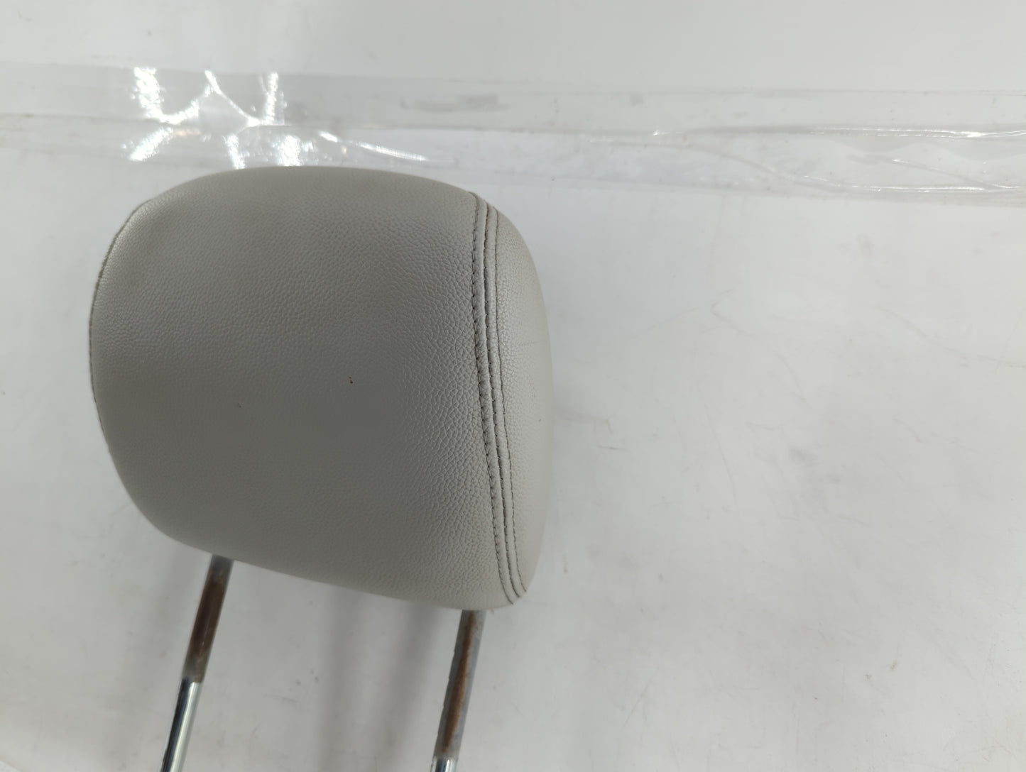 2009 Dodge Caravan Headrest Head Rest Rear Seat Fits Fits 2008 2010 OEM Used Auto Parts - Oemusedautoparts1.com