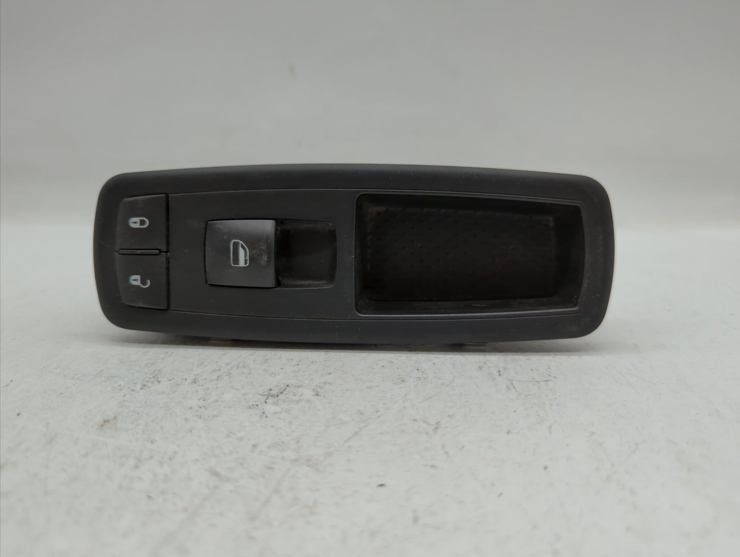 Dodge Caravan Passenger Right Power Window Switch 68029178ac - Oemusedautoparts1.com